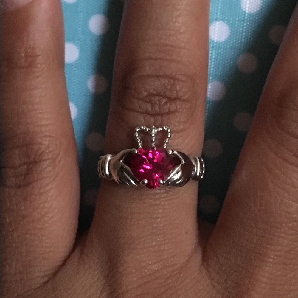 Lorenzo Silver Claddagh Ring size 7